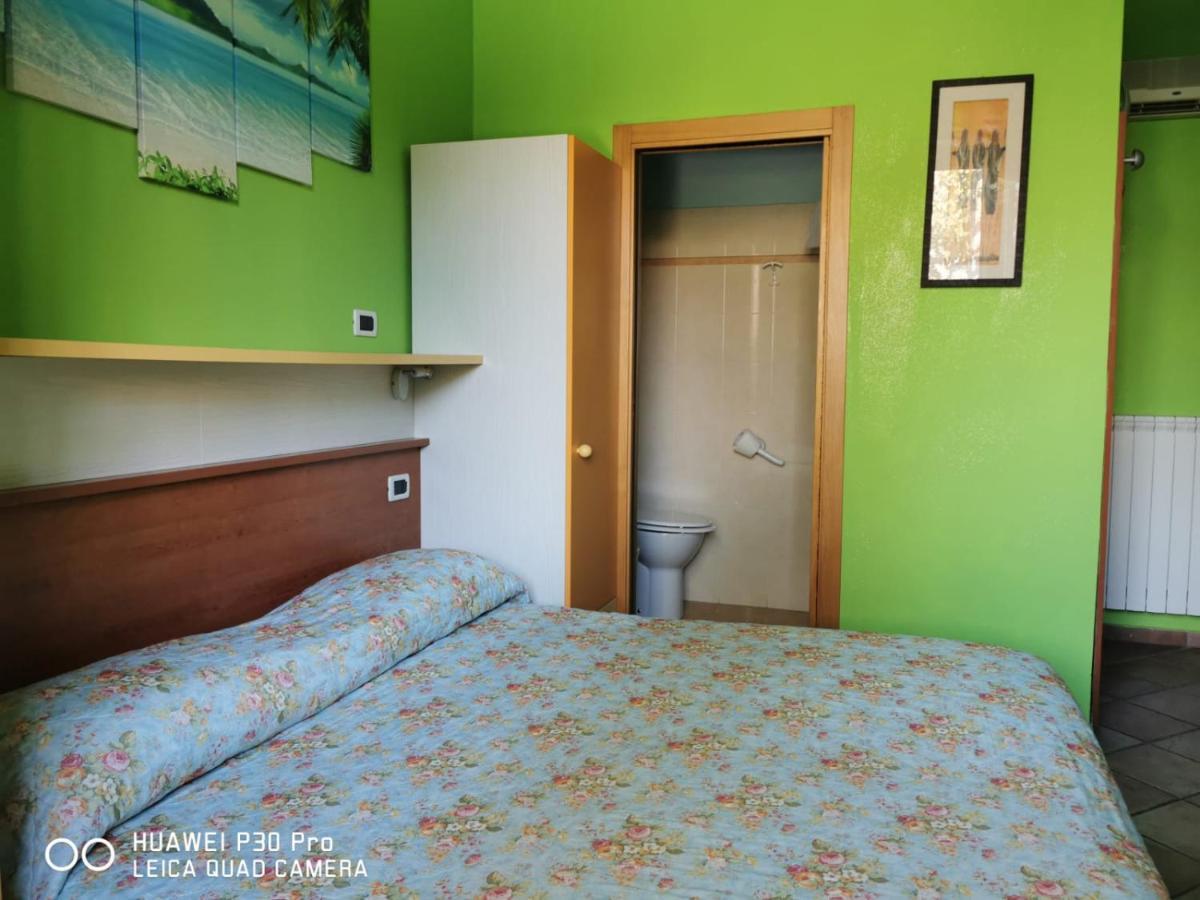 Porto Recanati Zimmer Exterior photo